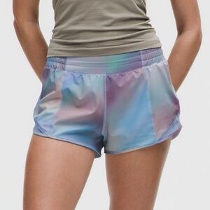 Lululemon Hotty Hot High Rise Short Athletic Shorts Chroma Drift Blue 14 NWT